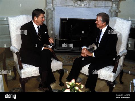 Reagan meets jimmy carter hi-res stock photography and images - Alamy