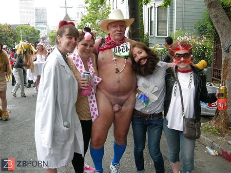 Public CFNM By Old Fellow ZB Porn