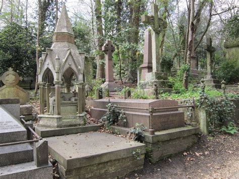 Highgate cemetery, Highgate, Cemeteries