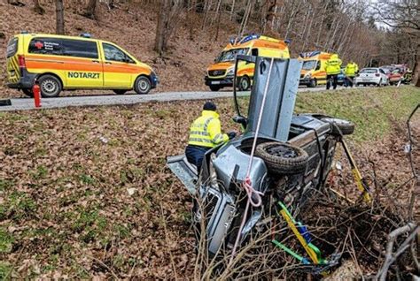 Sekundenschlaf 83 jährige Fahrerin verursacht schweren Unfall Blick