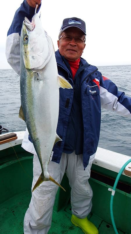 29年4月20日潮速く青物大小色々 第三むつりょう丸の釣果