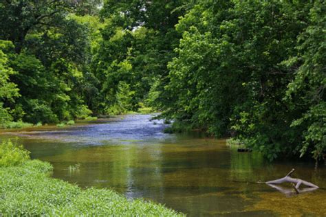 7 Best Rivers in Oklahoma to Float in 2024