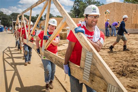 New Construction And Repair Volunteers Habitat For Humanity Seattle