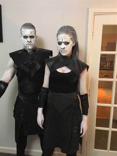 viral halloween costumes   weekend