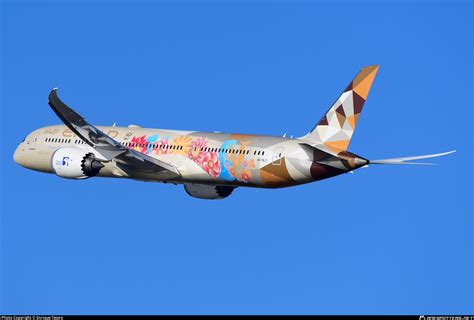 A Blo Etihad Airways Boeing Dreamliner Photo By Enrique Tejero