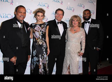 Dee Dee Williams Actress
