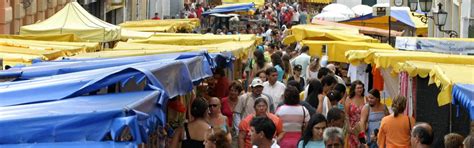 Feira de artesanato do Largo da Ordem está suspensa neste fim de semana