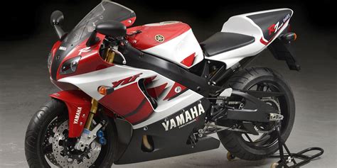 10 Things You Need To Know Before Buying A Yamaha R7