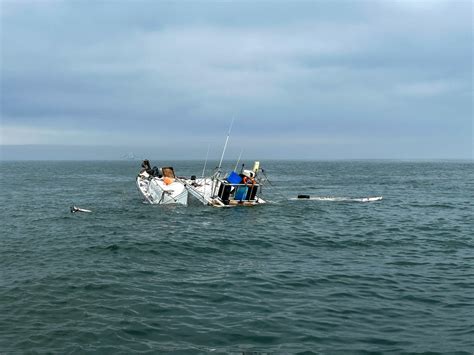 Dvids Images Coast Guard Rescues Boaters Near Pascagoula