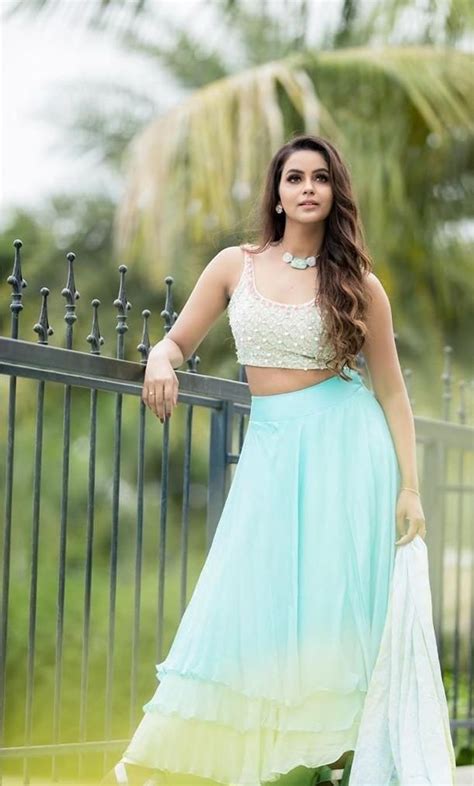 CELEBRITY PICS Top 10 Hot And Sexy Chaitra Reddy Pics