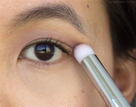 6 Eye Makeup Tips For Hooded Eyes Slashed Beauty Makeup Tips Eye