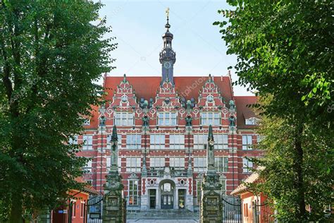 El Edificio Principal De La Universidad Tecnol Gica De Gdansk O