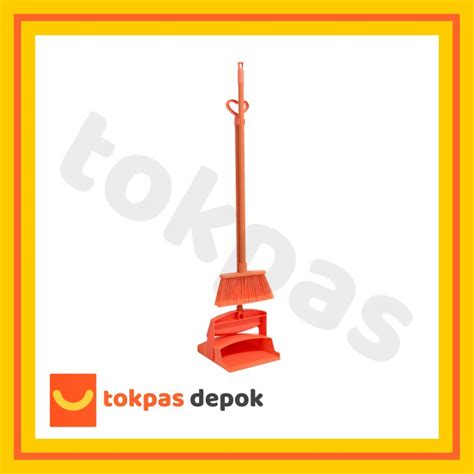 Jual Pengki Buka Tutup Sapu Lantai Nylon Set Nagata S Shopee