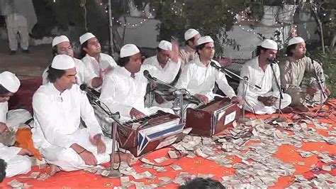 Saqi Ne Jise Chaha Mastana Bana Dala Qawwali Sufisong Pakistan