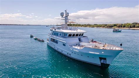 Kingship Motor Yacht Relentless Sold