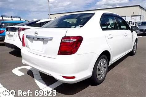 Used Toyota Corolla Axio Sedans Model In White Used Cars Stock