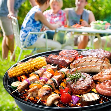 How To Host A Great Summer Barbecue With These Essential Tips