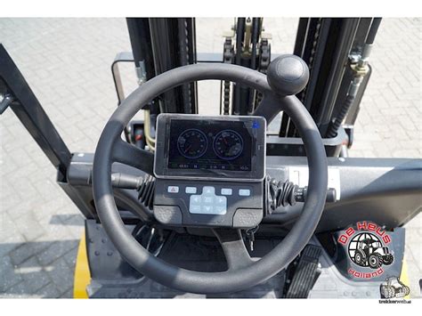 Eurotrac FE25-1 Electric Forklift - Trekkerweb