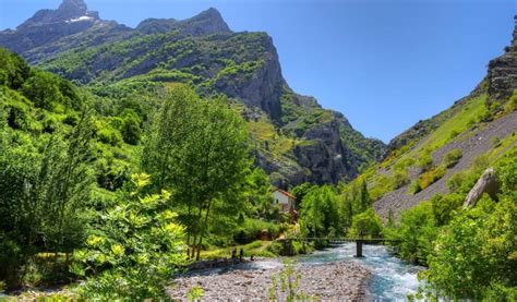 Imagen Gratis Naturaleza Madera Paisaje Cielo Azul R O Monta A