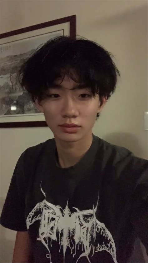 Cute Emo Goth Pfp Asian Cute Asian Guys Cute Korean Cute Guys Fine