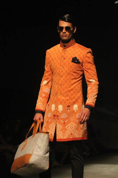 Wills India Fashion Week Menswear By Shantanu And Nikhil Mens Fashion Sweaters Mens Fashion