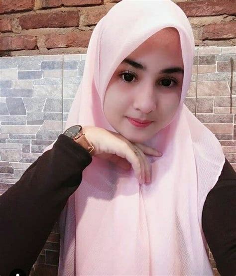 Cewek Cantik Berhijab