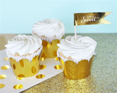 Metallic Gold And Silver Cupcake Wrappers