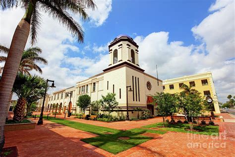 Brownsville Texas City Hall Photograph By Denis Tangney Jr Fine Art