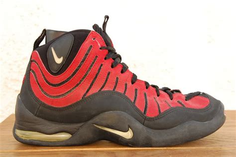 Nike Air Bakin' - Tim Hardaway 'MEE' PE - SneakerNews.com