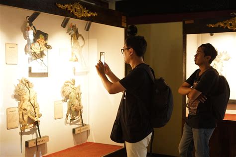 Jelajahi Museum Wayang Banyumas Museum Sendang Mas Info Purwokerto