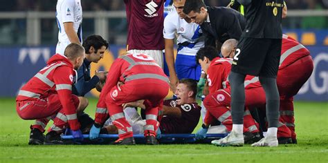 Torino Infortunio Schuurs Lesione Al Legamento Crociato Stagione Finita