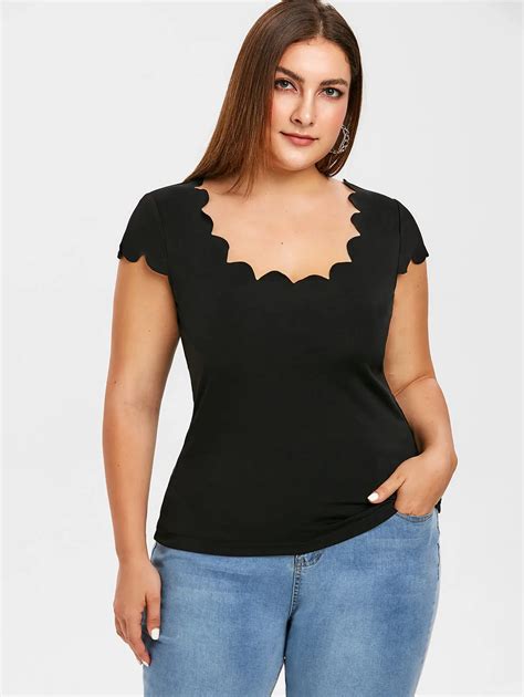 Wipalo Scalloped Trim Plus Size T Shirt Women Scoop Neck Short Sleeve