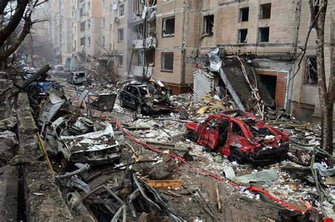 Ukraina Oqqa Tutilishi Oqibatlari Va Maryinka Atrofida Qolayotgan