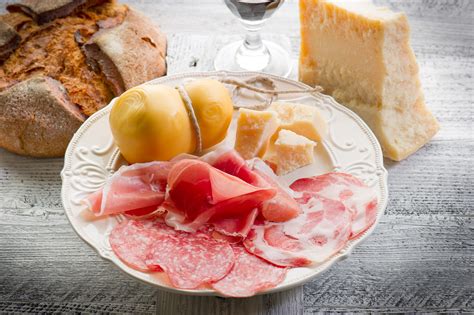 Marzo Il Mese Eataly Dei Salumi E Dei Formaggi Di Testa E Di Gola