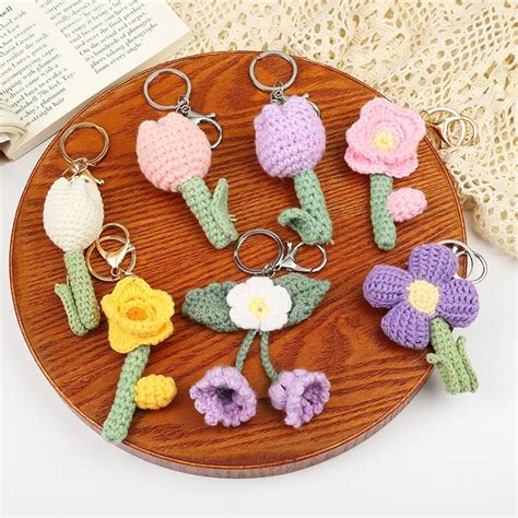 Knitting Flower Keychains Cute Knitted Tulip Flower Keyring Women Girls