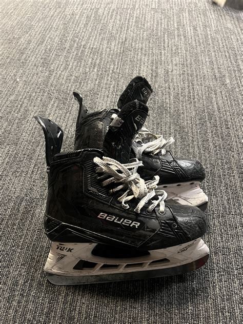 Used Senior Bauer Supreme Mach Hockey Skates Wide Width Pro Stock