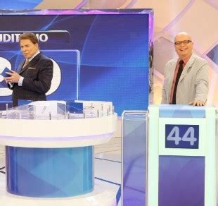 Silvio Santos Volta De F Rias Pegadinha De Zumbis E Participa O De Tas