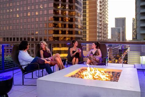 EDGE ROOFTOP BAR Austin Menu Prices Restaurant Reviews