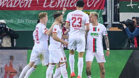 Fc Augsburg News Schlotterbeck Wechselt Zum Fc Augsburg News De