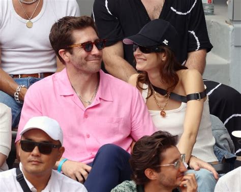 Jake Gyllenhaal & Girlfrend Jeanne Cadieu Looked All Loved Up in a Very ...