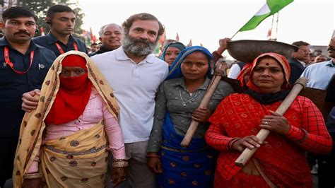 Bharat Jodo Yatra शरद पवार ने की राहुल गांधी की तारीफ बोले कर रहे कड़ी मेहनत विपक्षी दलों