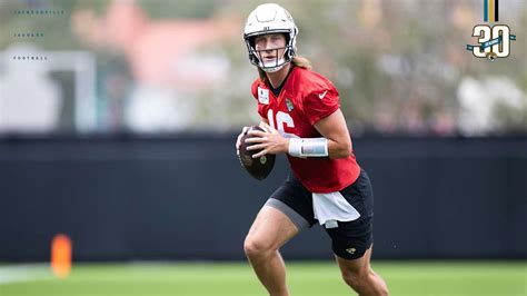 Jaguars QB Trevor Lawrence Leading The Now 3 Players Quarterback Room ...