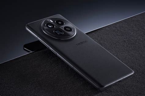 Realme GT 5 Pro Launched With SD8Gen3 50MP Sony LYT 808 Main Camera