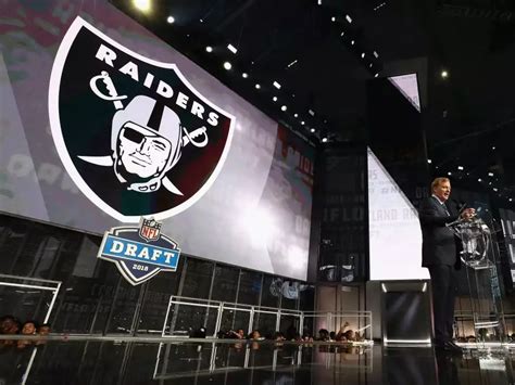 Nfl Mock Draft Here Is What The Experts Are Predicting For All 32