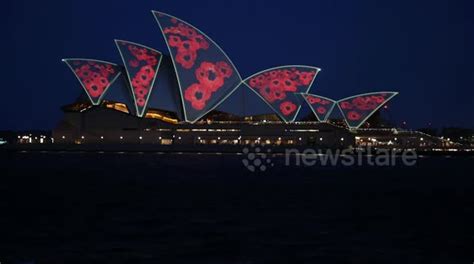 Opera House lit up with poppies for Remembrance Day (Armistice Day), Sydney, Australia - Buy ...