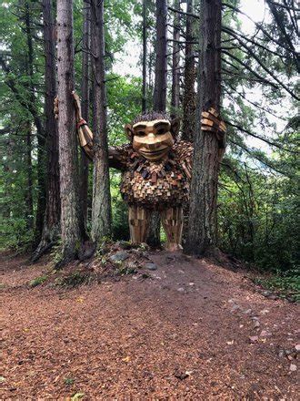 Thomas Dambo Troll Sculptures - Begin at Bothell