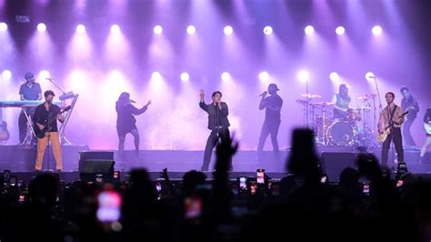 Penampilan Jonas Brothers Dalam Konser Perdana Di Indonesia Foto Tempo Co