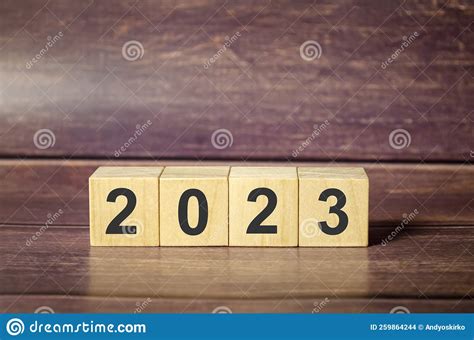 Palabras De 2023 Sobre Bloques De Madera Y Fondo De Madera Foto De