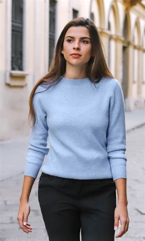 Camilla Luxe Cashmere Sweater 100 Luxury Cashmere Ravella Blue Top