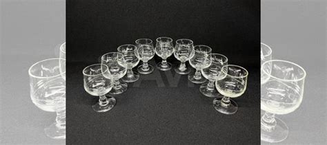 Рюмки стеклянные с гравировкой купить в Челябинске | Хобби и отдых | Авито
